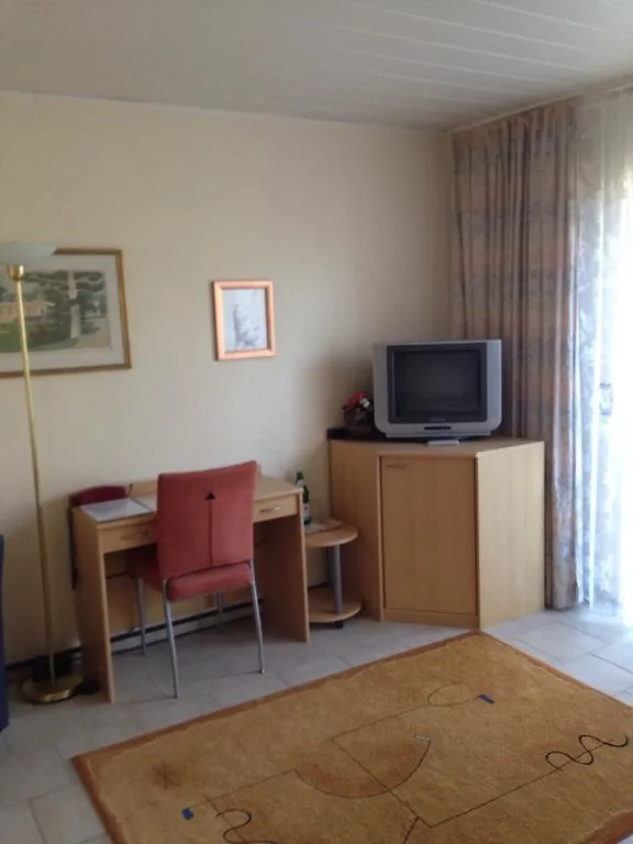 Guesthouse Airminis Duesseldorf Guest house Dusseldorf